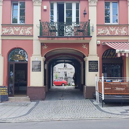 Pod Jasna Gora Apartament 23 Częstochowa Kültér fotó