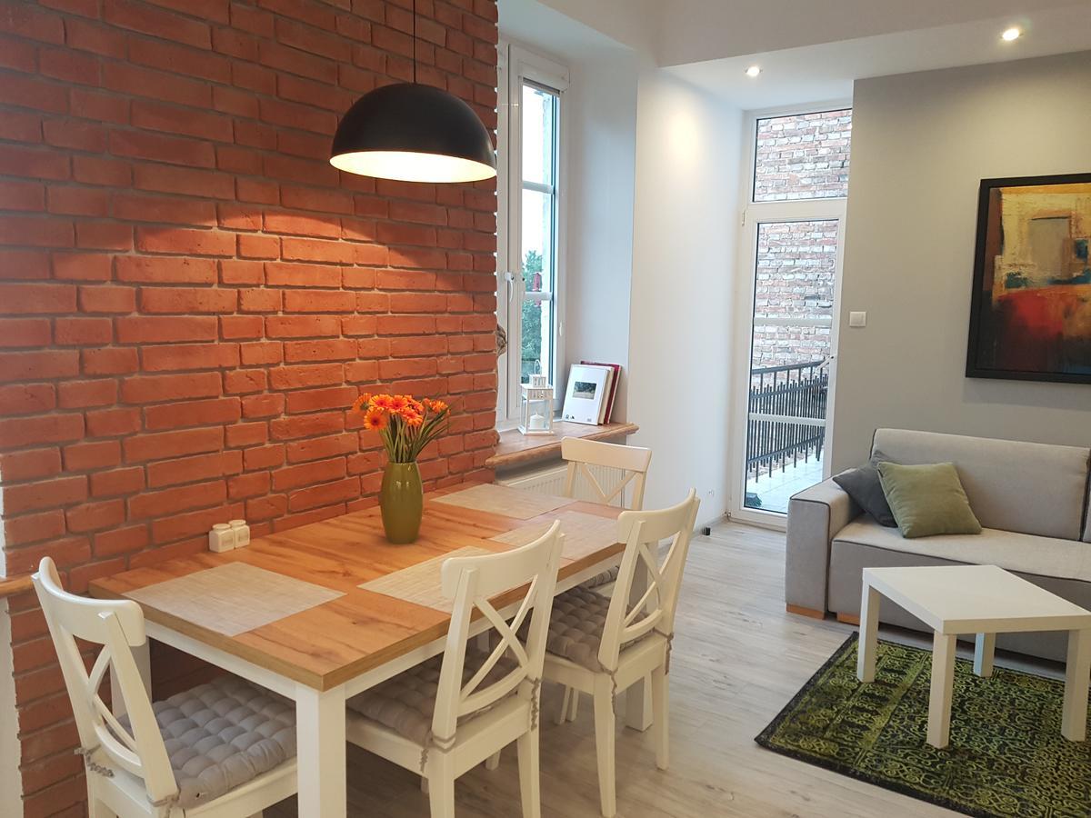 Pod Jasna Gora Apartament 23 Częstochowa Kültér fotó